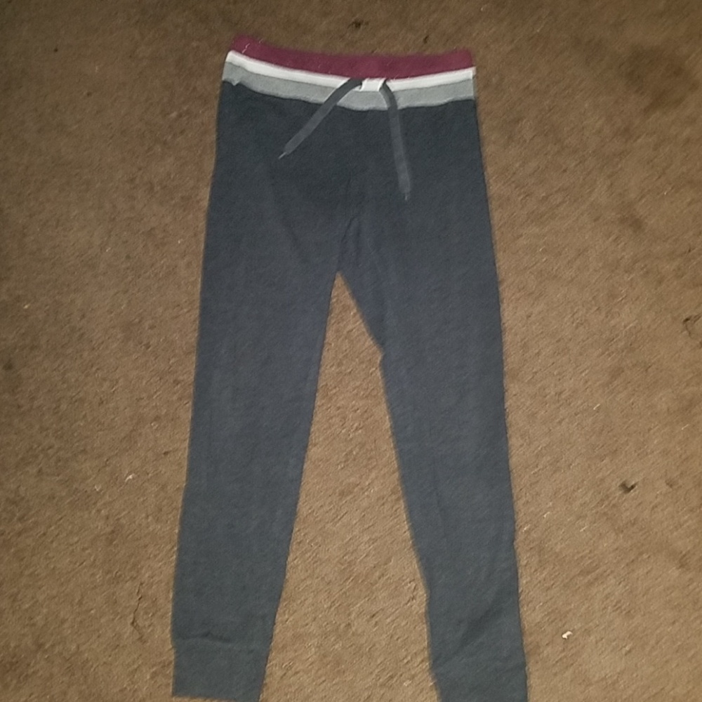 Grey leggings